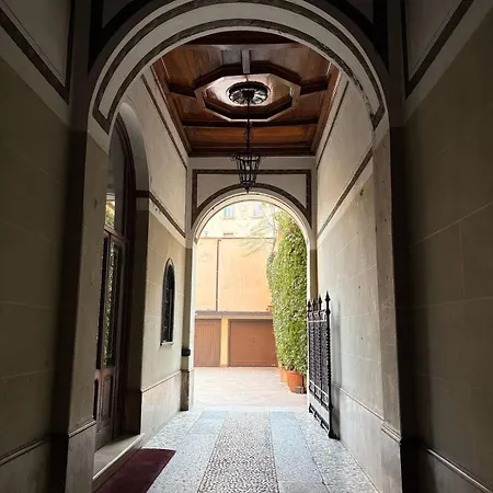 Historic Milanese